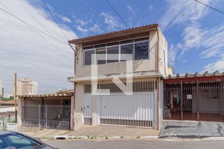 Casa à venda com 320m², 4 quartos e 2 vagasFachada