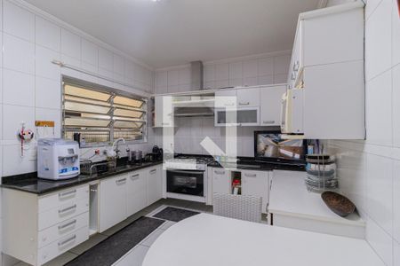 Casa à venda com 320m², 4 quartos e 2 vagasCozinha