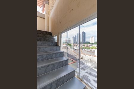 Casa à venda com 320m², 4 quartos e 2 vagasCorredor interno