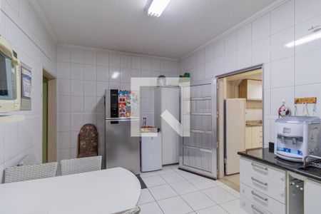 Casa à venda com 320m², 4 quartos e 2 vagasCozinha