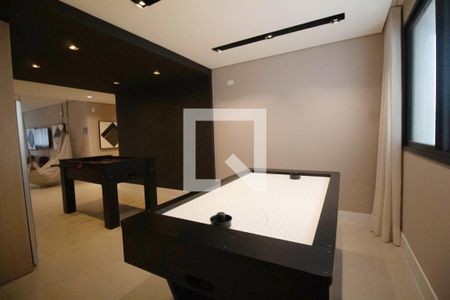 Studio para alugar com 25m², 1 quarto e sem vaga Studio para alugar com 25m², 1 quarto e sem vagaSala de Jogos