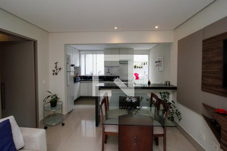 Sala de apartamento à venda com 2 quartos, 80m² em Santo Antônio, Belo Horizonte