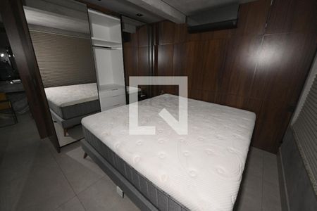 Apartamento para alugar com 110m², 1 quarto e 2 vagas Apartamento para alugar com 110m², 1 quarto e 2 vagasStudio