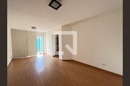 Sala de apartamento para alugar com 2 quartos, 74m² em Vila Guarani, São Paulo