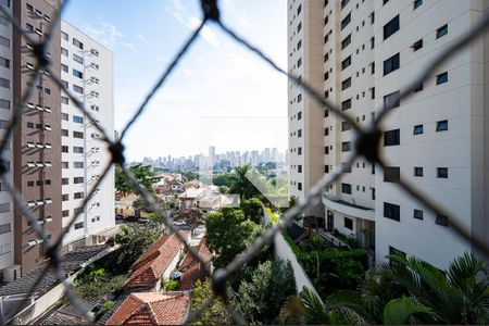 Vista Quarto 1 de apartamento para alugar com 2 quartos, 59m² em Chácara Inglesa, São Paulo