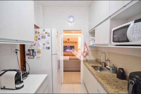 Apartamento à venda com 84m², 3 quartos e 1 vaga Apartamento à venda com 84m², 3 quartos e 1 vagaCozinha