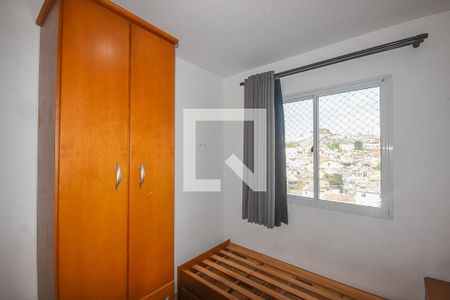 Quarto 1 de apartamento para alugar com 2 quartos, 45m² em Jardim Novo Taboão, São Paulo