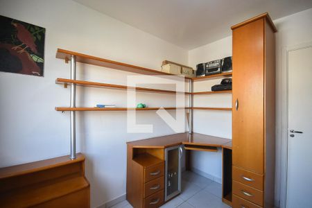 Quarto 1 de apartamento para alugar com 2 quartos, 45m² em Jardim Novo Taboão, São Paulo