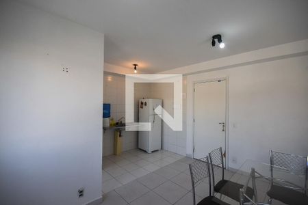 Sala de apartamento para alugar com 2 quartos, 45m² em Jardim Novo Taboão, São Paulo