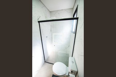 Banheiro de kitnet/studio para alugar com 1 quarto, 30m² em Centro, Taubaté