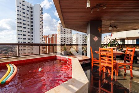 Apartamento à venda com 213m², 3 quartos e 3 vagasVaranda da Sala