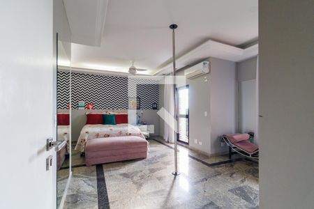 Apartamento à venda com 213m², 3 quartos e 3 vagasSuíte 1