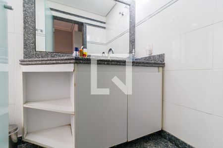 Apartamento à venda com 213m², 3 quartos e 3 vagasBanheiro da Suíte 2
