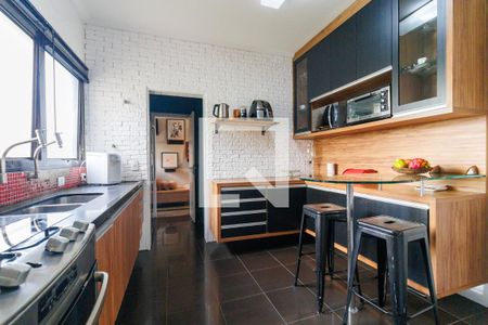 Apartamento à venda com 213m², 3 quartos e 3 vagasCozinha