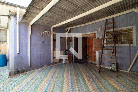 Casa à venda com 110m², 2 quartos e 1 vaga Casa à venda com 110m², 2 quartos e 1 vagaSacada