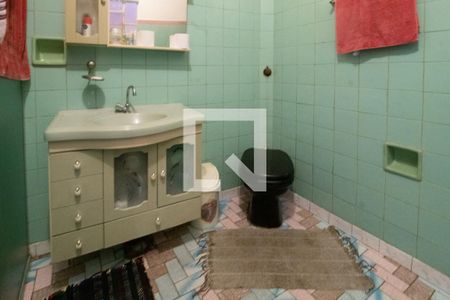 Casa à venda com 110m², 2 quartos e 1 vaga Casa à venda com 110m², 2 quartos e 1 vagaBanheiro