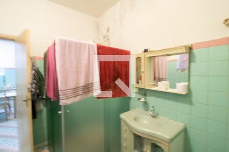 Casa à venda com 110m², 2 quartos e 1 vaga Casa à venda com 110m², 2 quartos e 1 vagaBanheiro