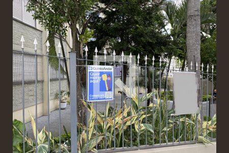 Apartamento à venda com 62m², 2 quartos e 1 vagaFachada