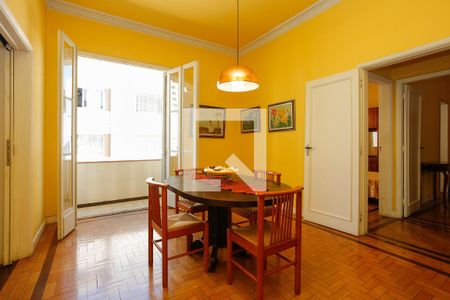 Sala de apartamento à venda com 2 quartos, 151m² em Floresta, Porto Alegre