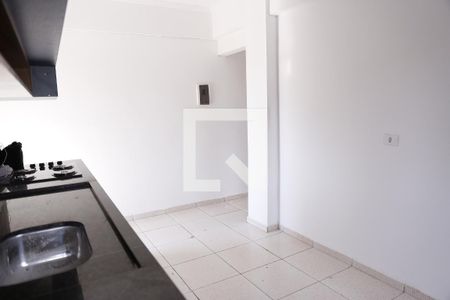 Casa de condomínio para alugar com 75m², 2 quartos e sem vagaSala-Cozinha