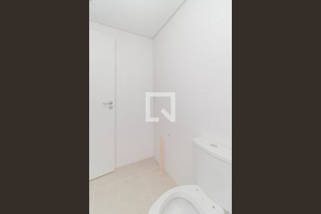 Banheiro de apartamento à venda com 1 quarto, 36m² em Farroupilha, Porto Alegre