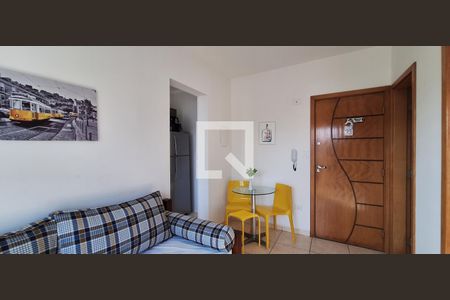 Sala de apartamento para alugar com 1 quarto, 38m² em Aviação, Praia Grande