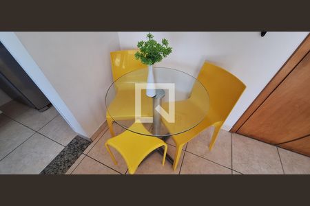 Sala de apartamento para alugar com 1 quarto, 38m² em Aviação, Praia Grande