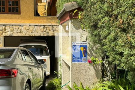 Fachada de casa de condomínio para alugar com 4 quartos, 465m² em Morada dos Pássaros, Barueri