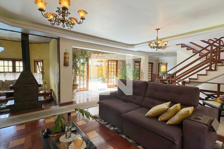Sala de casa de condomínio para alugar com 4 quartos, 465m² em Morada dos Pássaros, Barueri