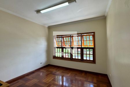 Escritório de casa de condomínio para alugar com 4 quartos, 465m² em Residencial Morada dos Pássaros-aldeia da Serra, Barueri