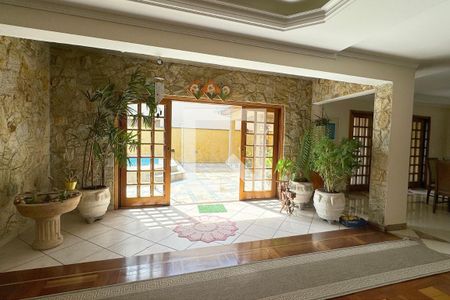Sala de casa de condomínio para alugar com 4 quartos, 465m² em Residencial Morada dos Pássaros-aldeia da Serra, Barueri