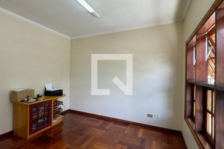 Escritório de casa de condomínio para alugar com 4 quartos, 465m² em Morada dos Pássaros, Barueri