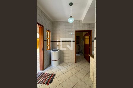 Casa de condomínio à venda com 465m², 4 quartos e 6 vagasÁrea de Serviço