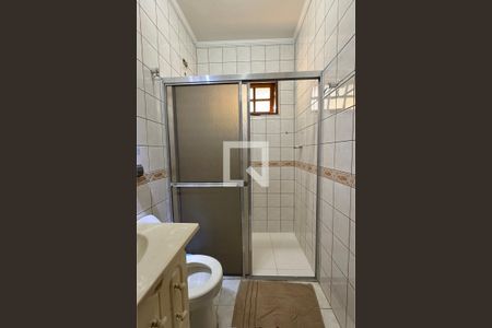 Casa de condomínio à venda com 465m², 4 quartos e 6 vagasBanheiro da Suíte 2