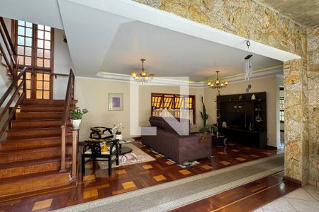 Sala de casa de condomínio para alugar com 4 quartos, 465m² em Morada dos Pássaros, Barueri