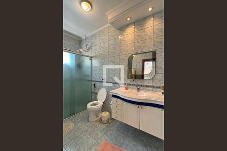 Casa de condomínio à venda com 465m², 4 quartos e 6 vagasBanheiro da Suíte 3