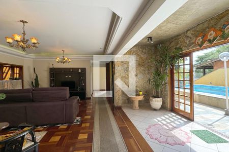 Sala de casa de condomínio para alugar com 4 quartos, 465m² em Morada dos Pássaros, Barueri