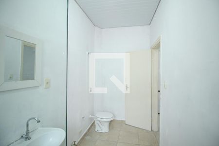 Casa à venda com 140m², 3 quartos e 1 vaga Casa à venda com 140m², 3 quartos e 1 vagaBanheiro