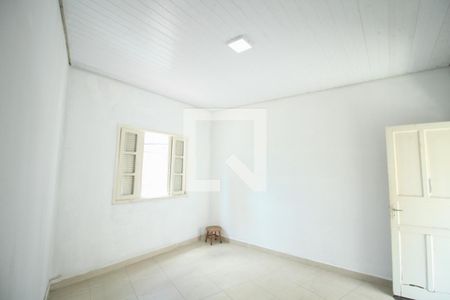 Quarto de casa para alugar com 3 quartos, 140m² em Vila Bertioga, São Paulo