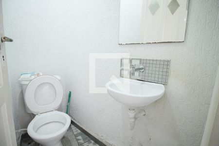 Casa à venda com 140m², 3 quartos e 1 vaga Casa à venda com 140m², 3 quartos e 1 vagaBanheiro de serviço