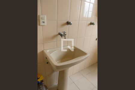 Lavabo de apartamento para alugar com 2 quartos, 81m² em Centro, Osasco