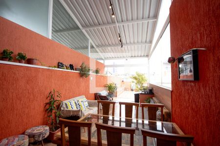 Apartamento à venda com 130m², 2 quartos e 2 vagasCobertura