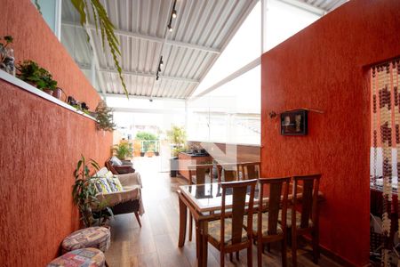 Apartamento à venda com 130m², 2 quartos e 2 vagasCobertura