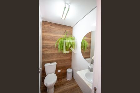 Apartamento à venda com 130m², 2 quartos e 2 vagasBanheiro de Serviço