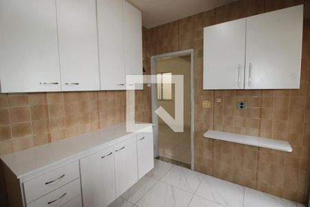 Apartamento à venda com 72m², 2 quartos e 1 vagaCozinha