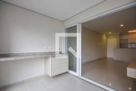 Varanda Sala de apartamento para alugar com 3 quartos, 77m² em Vila Andrade, São Paulo