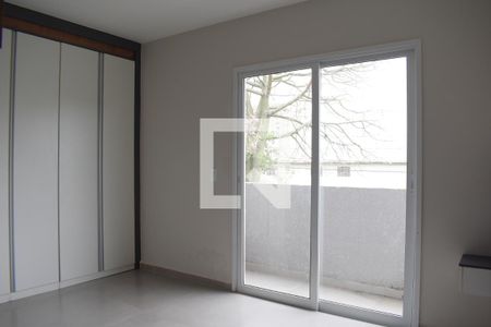 Suíte de casa de condomínio para alugar com 3 quartos, 125m² em Xaxim, Curitiba