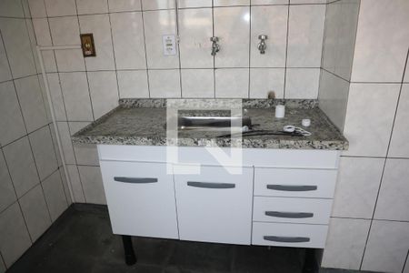 Cozinha e Área de Serviço de kitnet/studio para alugar com 1 quarto, 25m² em Jardim Guanca, São Paulo