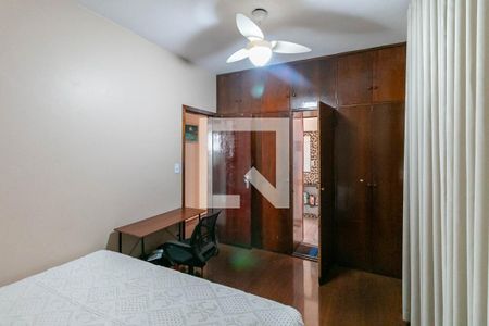 Apartamento à venda com 120m², 4 quartos e 2 vagasQuarto de serviço