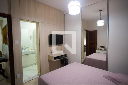 Casa à venda com 288m², 6 quartos e 3 vagasQuarto 3